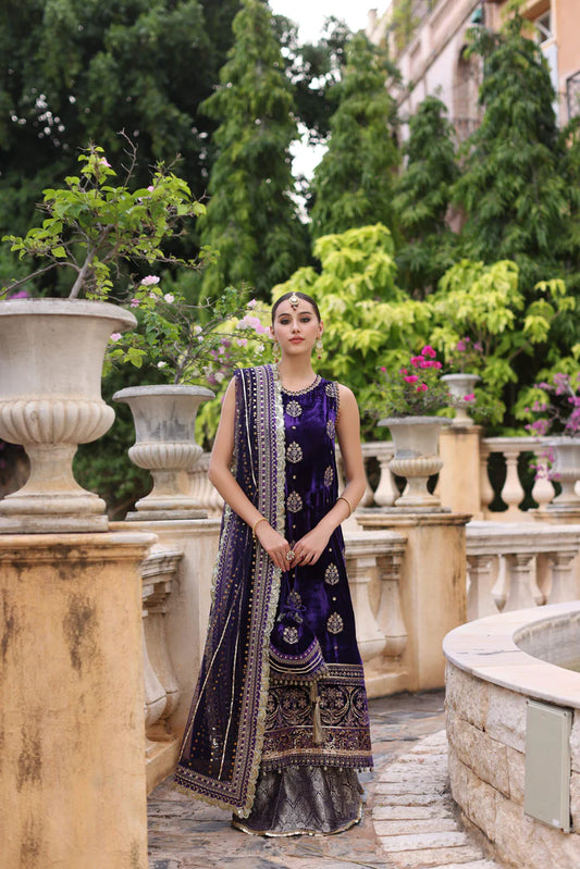 Velvet 3 Pcs Suit With Sequin & Tilla Embroidered Front Encrusted