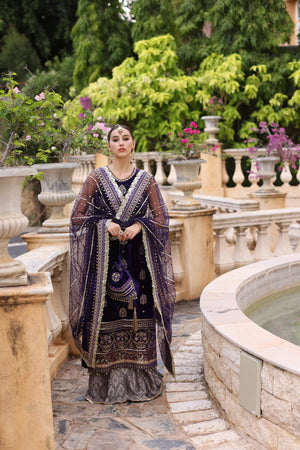 Velvet 3 Pcs Suit With Sequin & Tilla Embroidered Front Encrusted