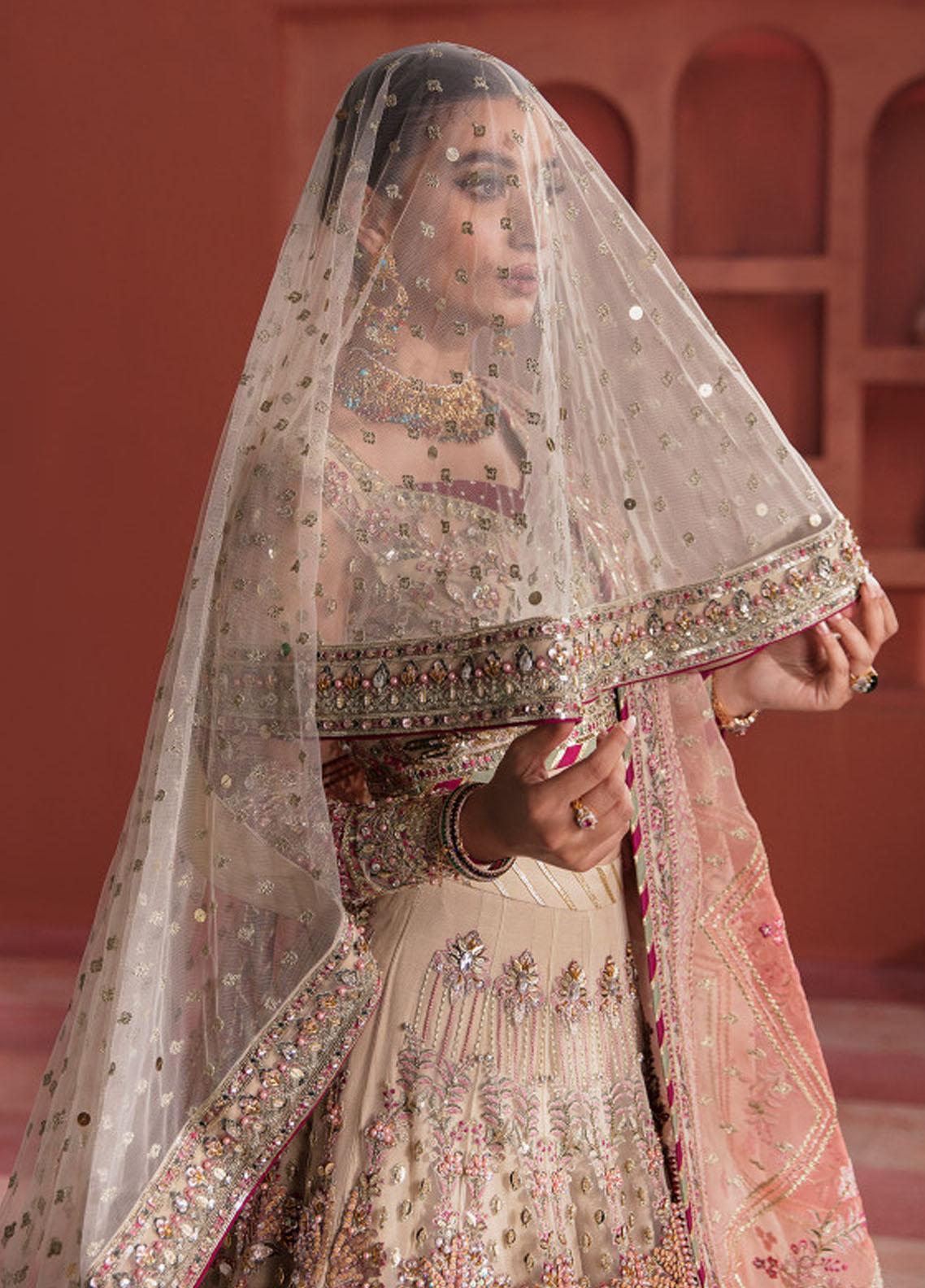 Ivory White Lehnga Choli With Resham Work