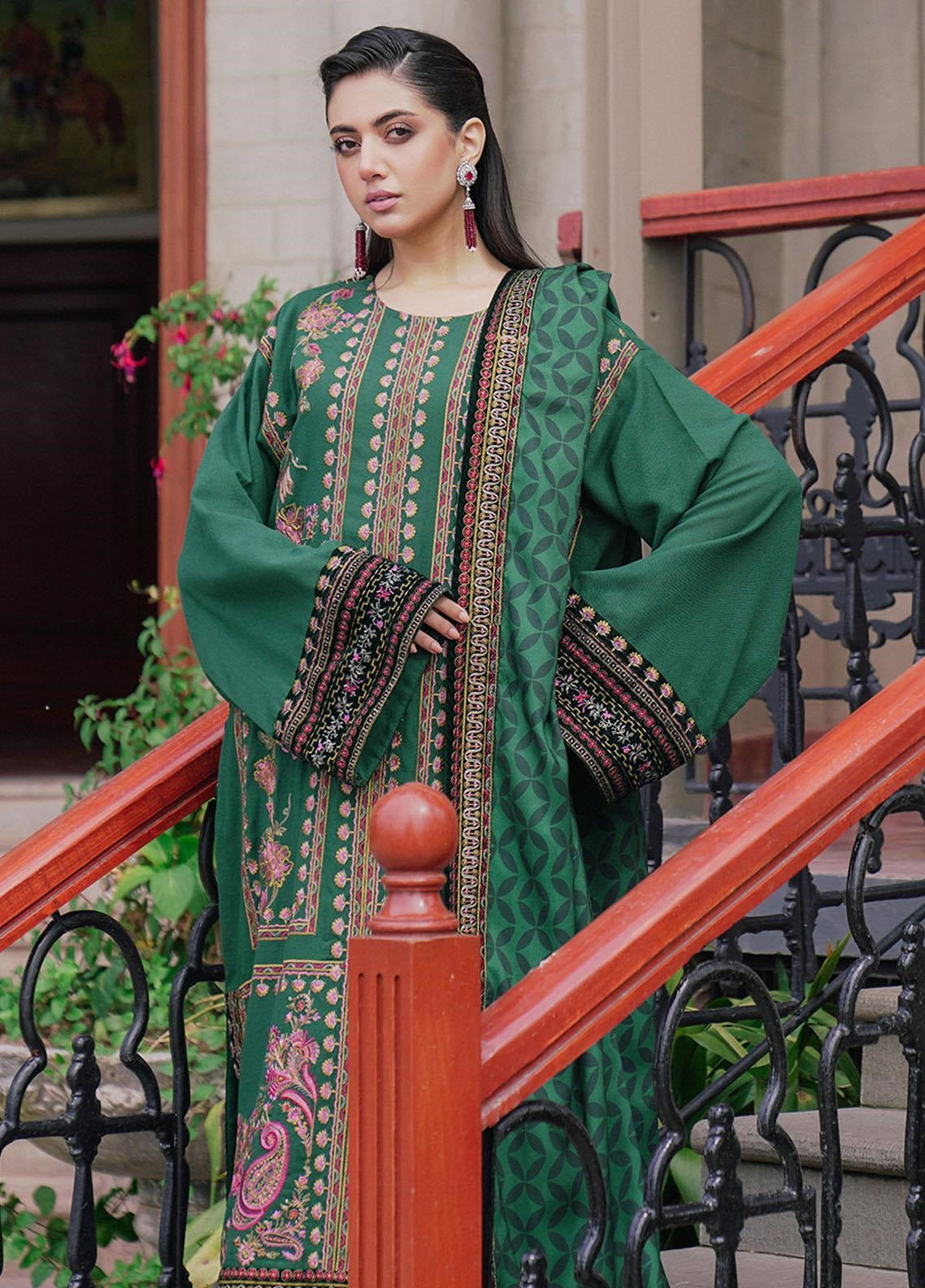 Embroidered Karandi SR23WU SR-01