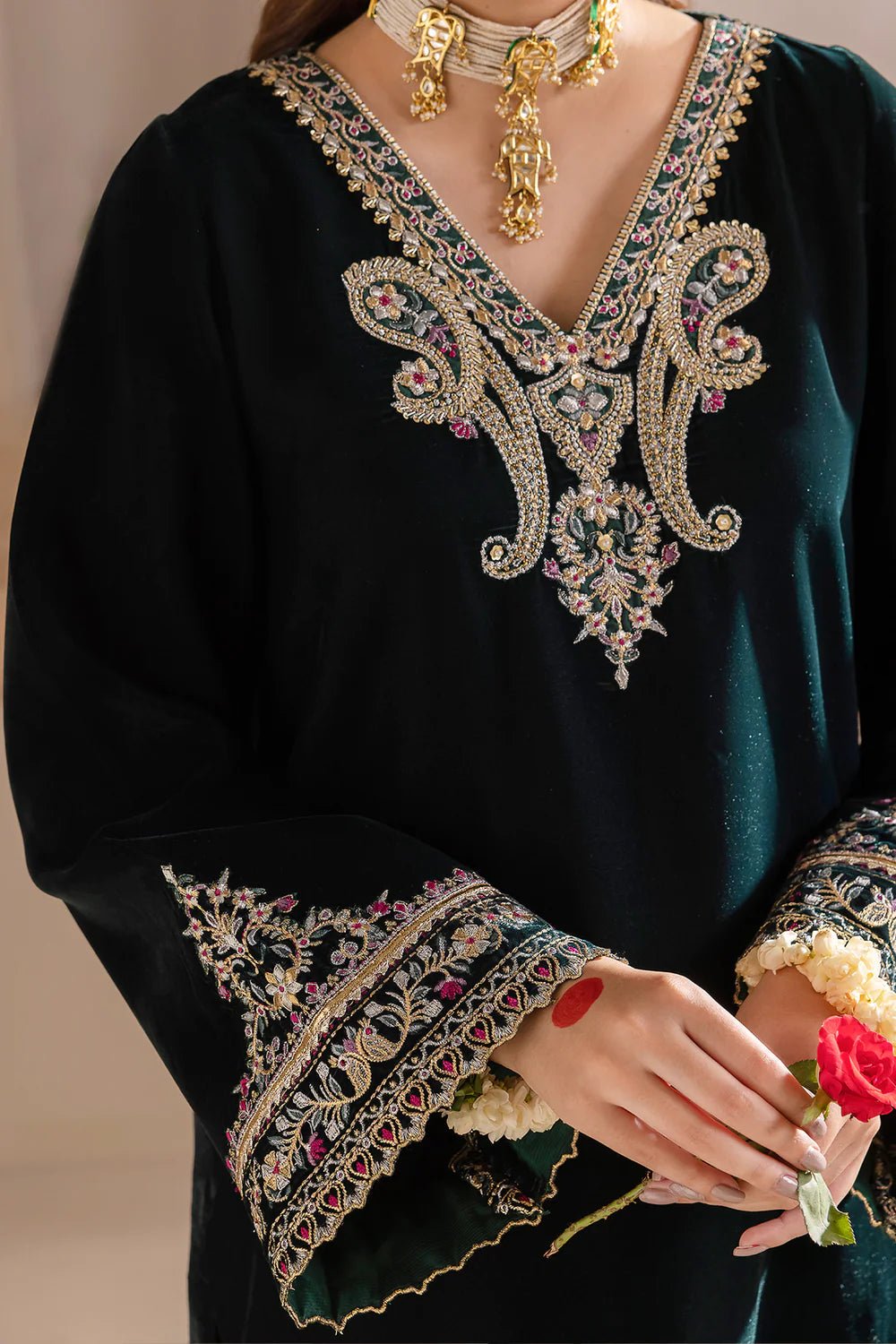 DARK OLIVE GREEN EMBROIDERED VELVET PR-858